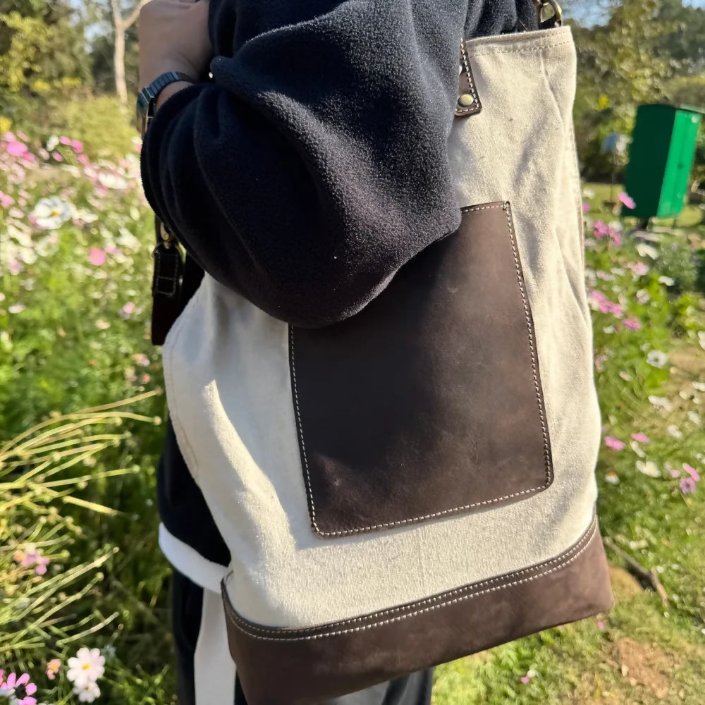 Tote Bag with Zip