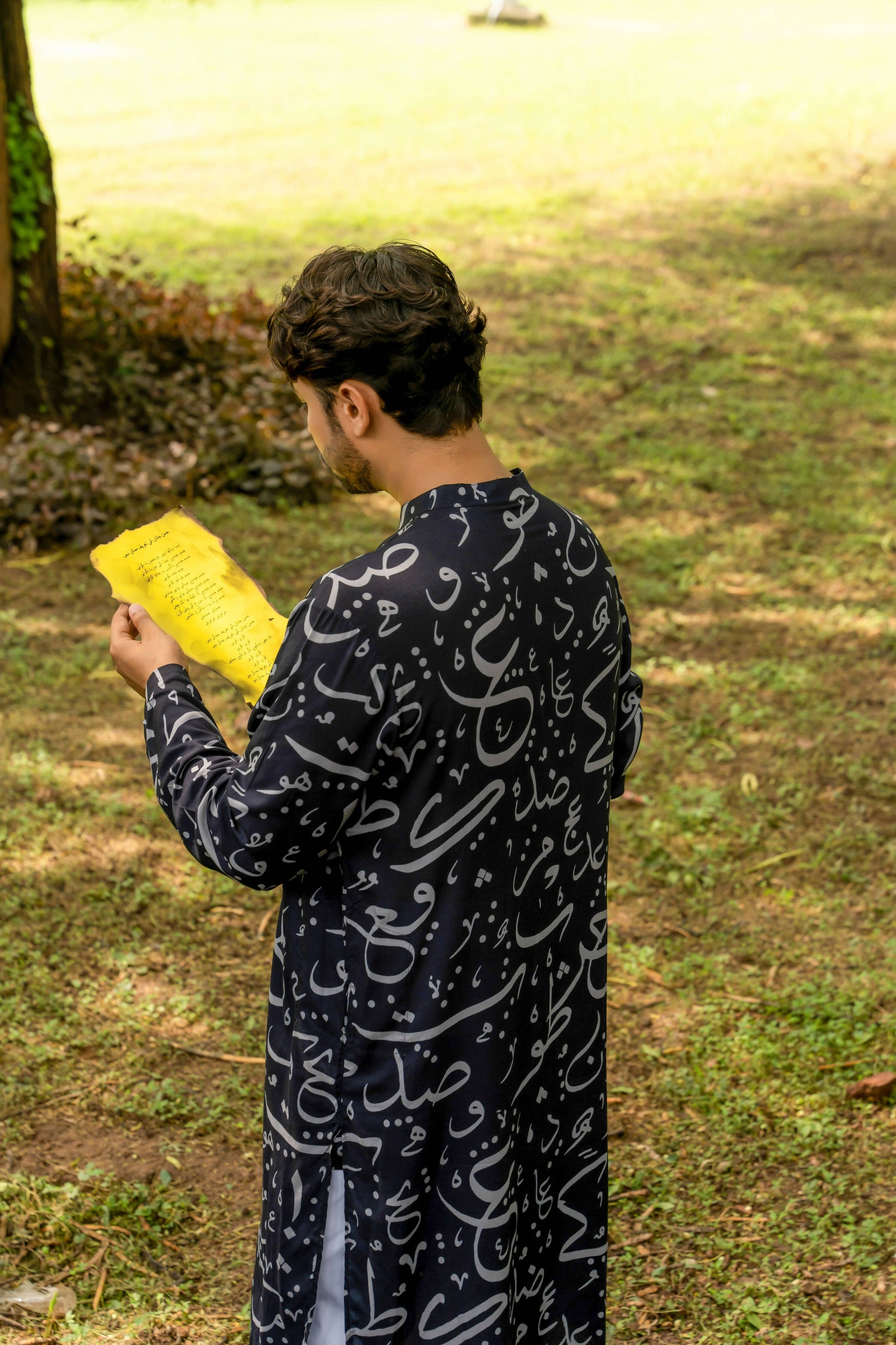 Huruf Kurta (Black)