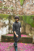 Urdu Jali Kurta (Black)