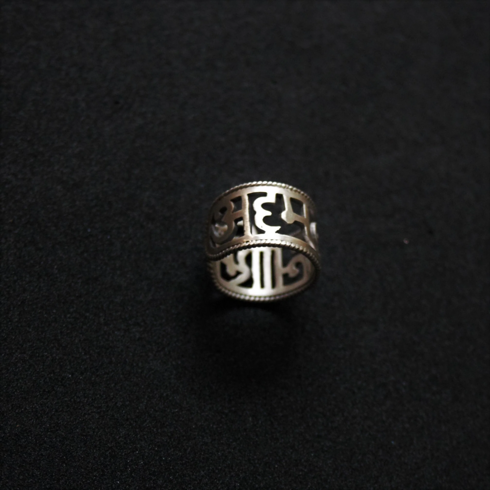 Aham Brahamasmi Thumb Ring